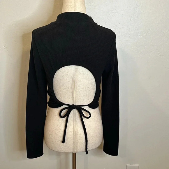 MADEWELL RIBBED MOCKNECK OPEN BACK CROPPED TOP LONG SLEEVES RUCHED TIE DETAIL - Picture 6 of 9